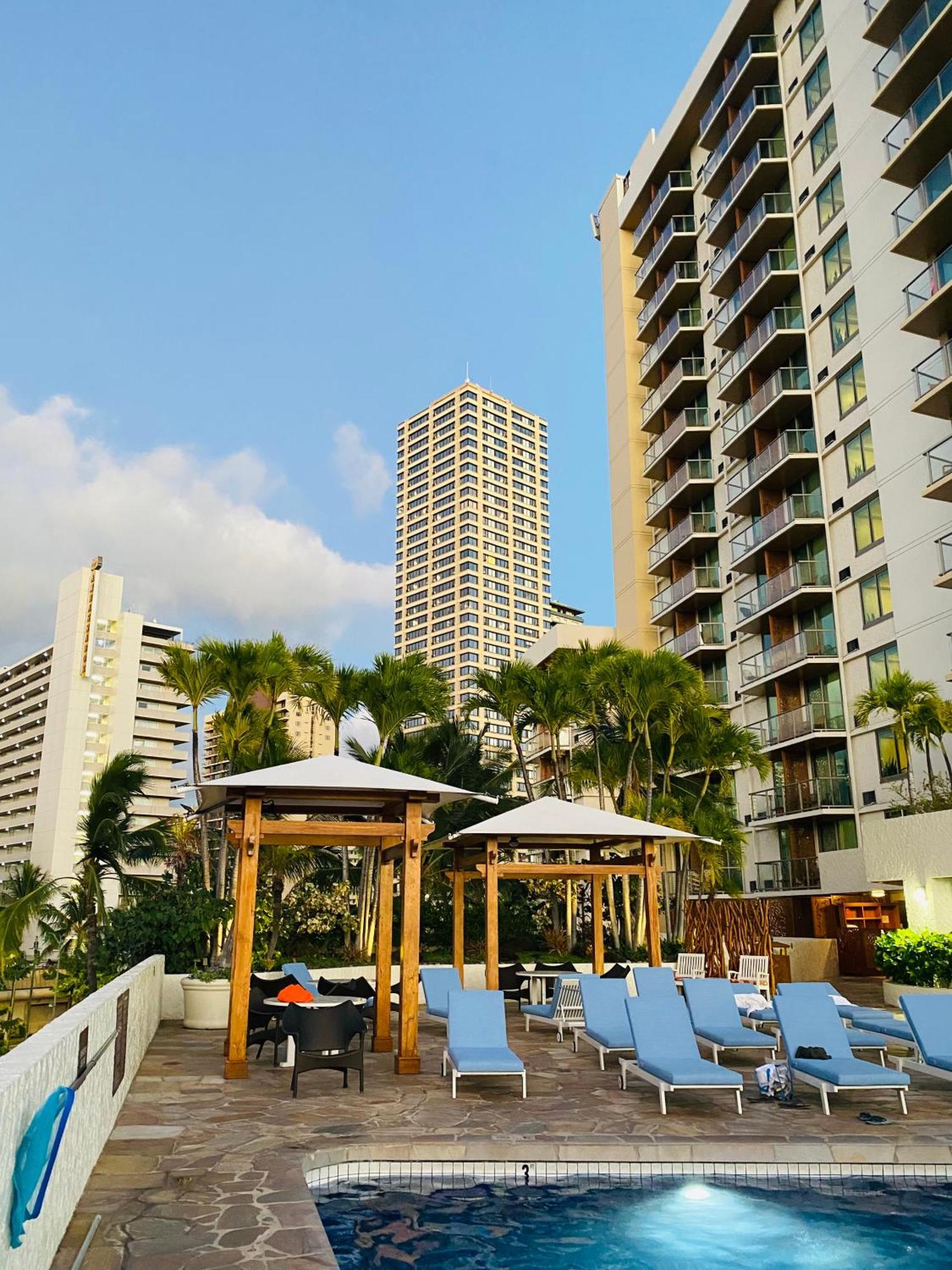 Cozy Studio With Free Parking In Waikiki ホノルル エクステリア 写真