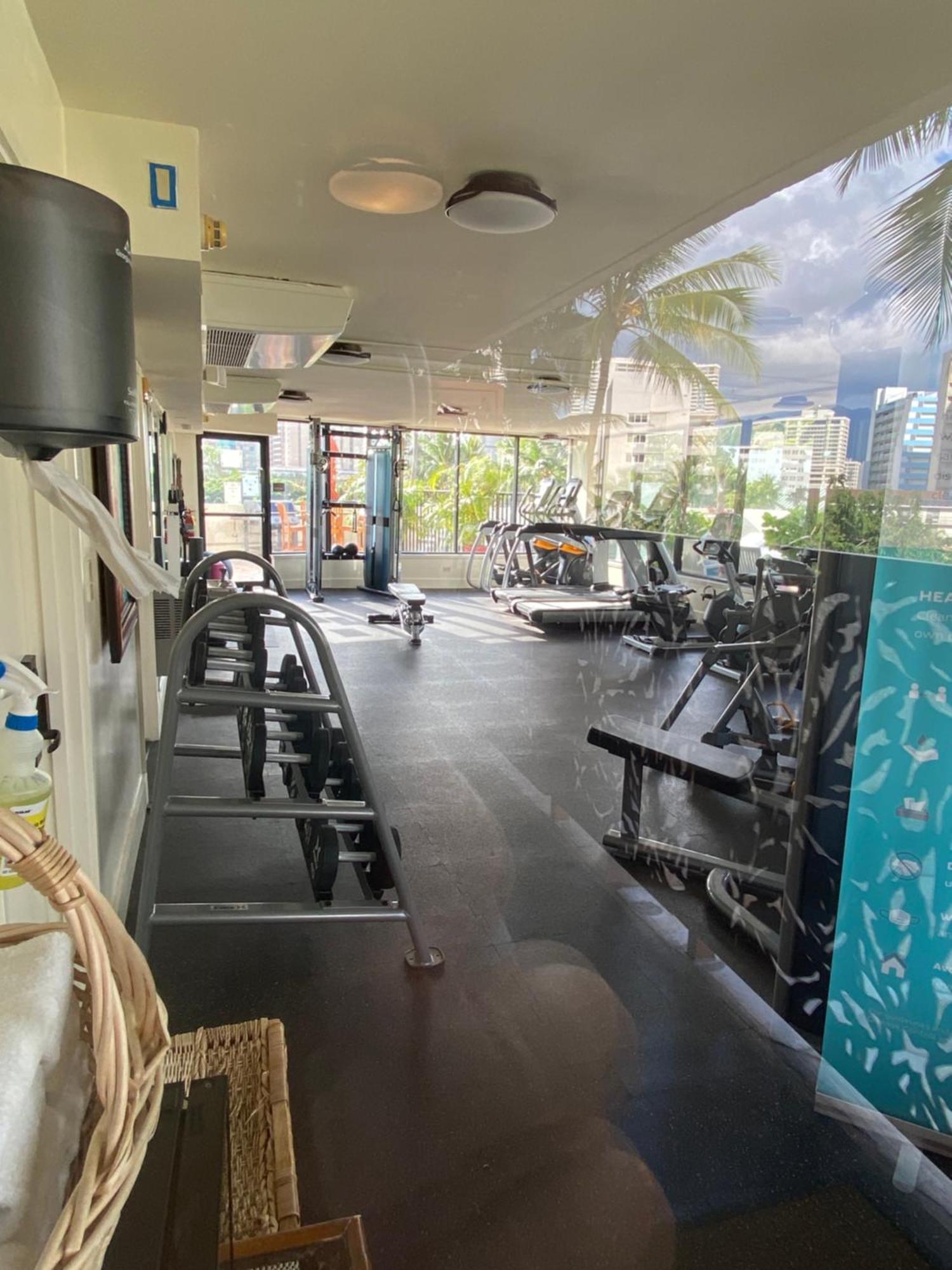 Cozy Studio With Free Parking In Waikiki ホノルル エクステリア 写真