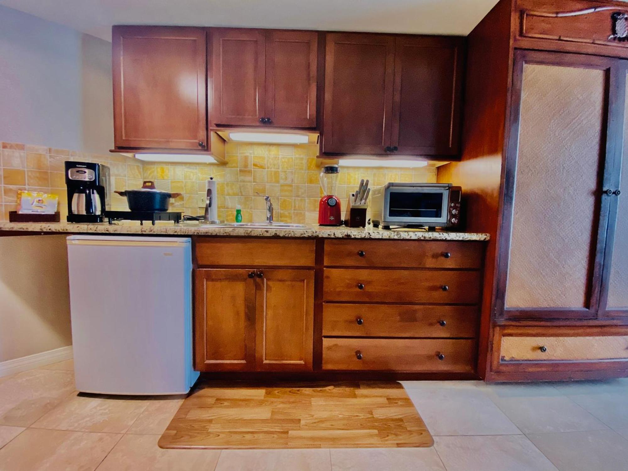 Cozy Studio With Free Parking In Waikiki ホノルル エクステリア 写真
