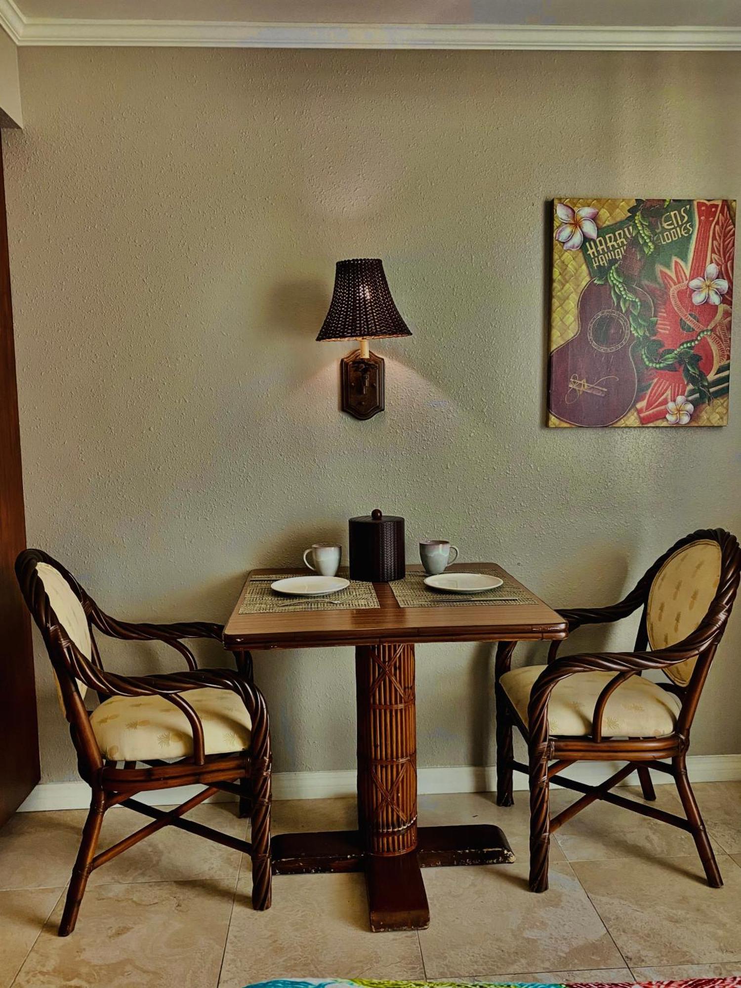 Cozy Studio With Free Parking In Waikiki ホノルル エクステリア 写真