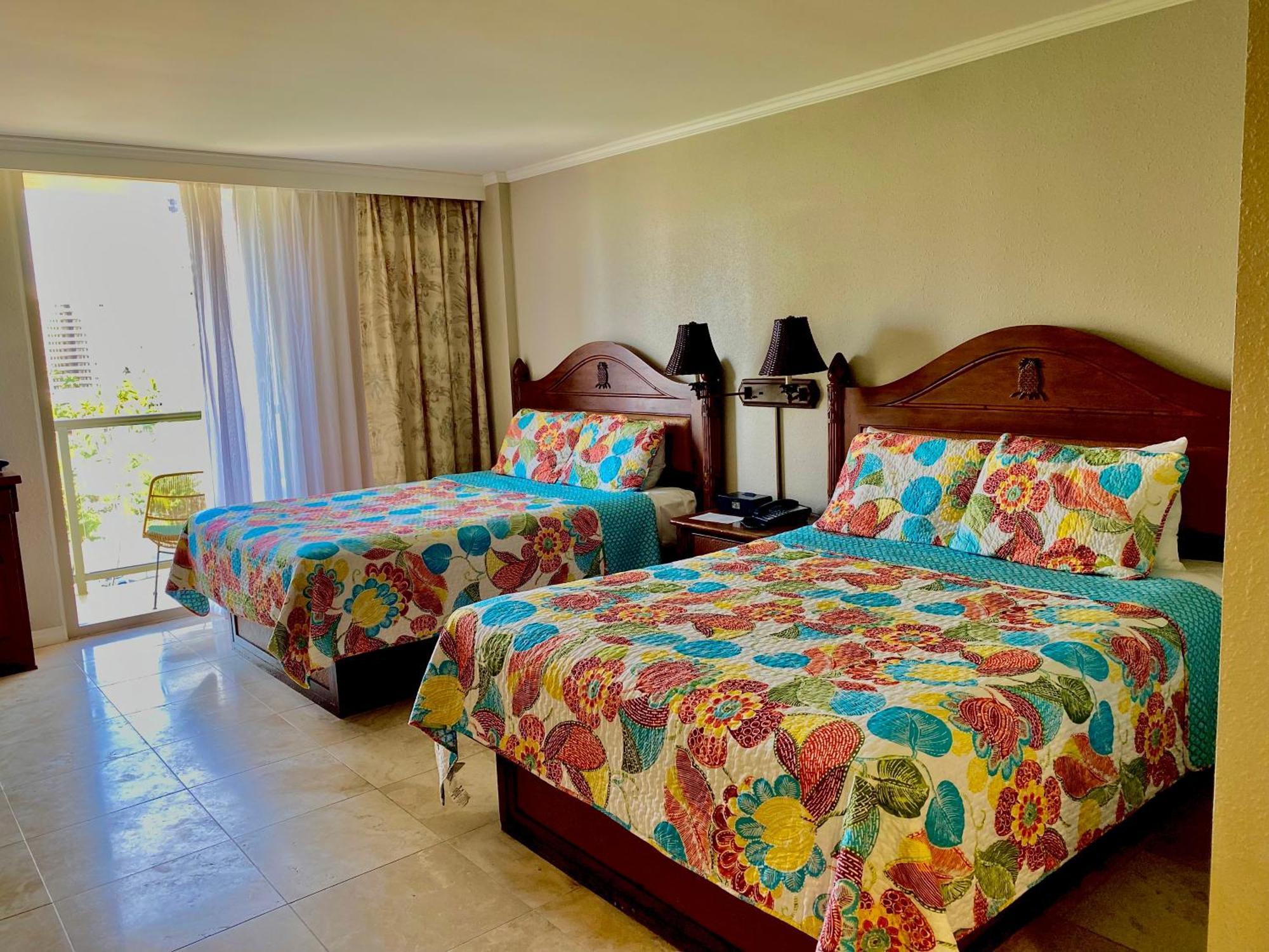 Cozy Studio With Free Parking In Waikiki ホノルル エクステリア 写真